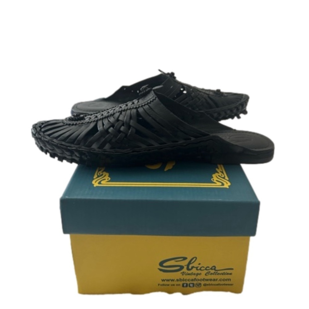 Sbicca Woman’s Black Leather Closed Toe Huarache Sandals, Size 7 NIB